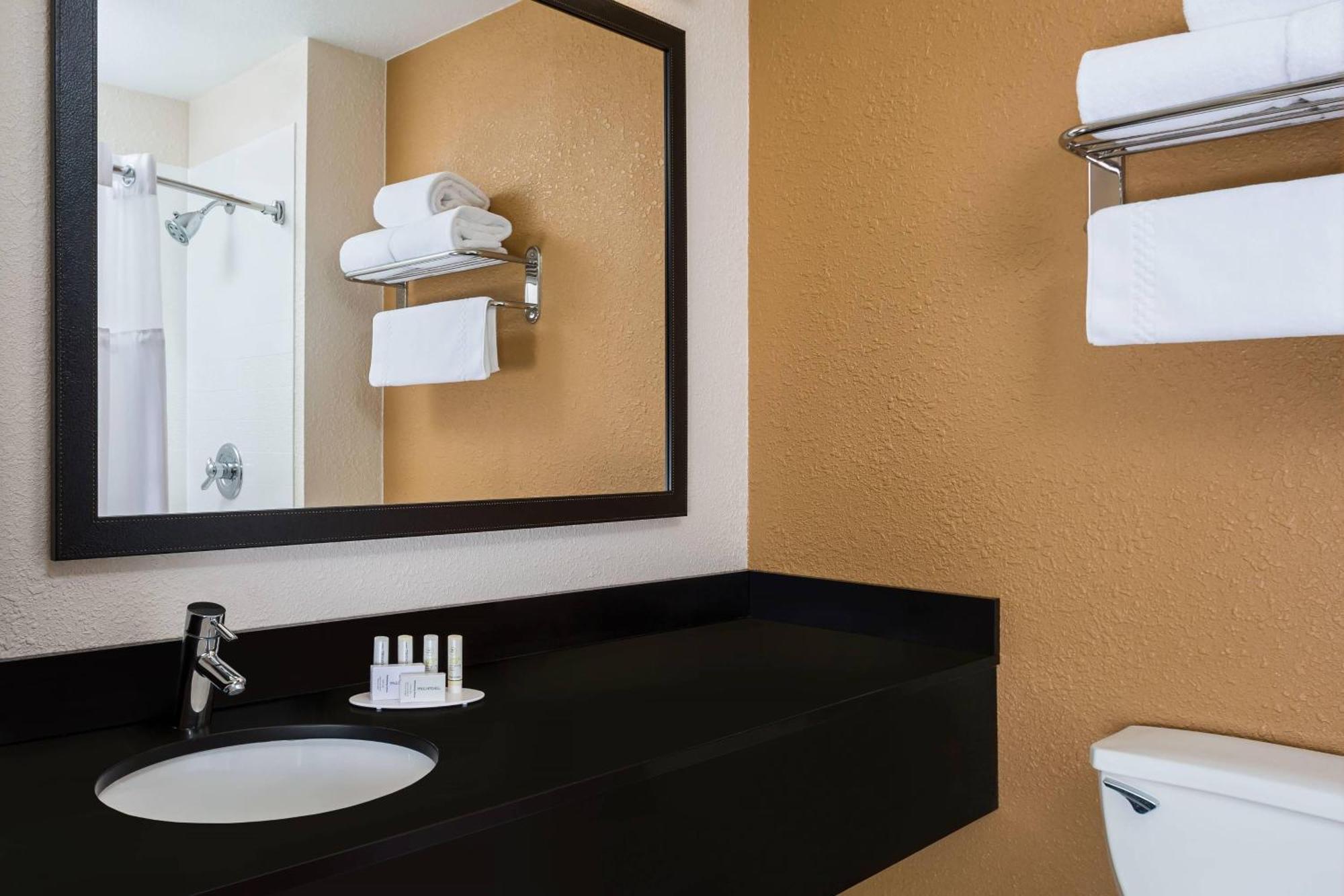 Fairfield Inn & Suites ולפראיסו מראה חיצוני תמונה